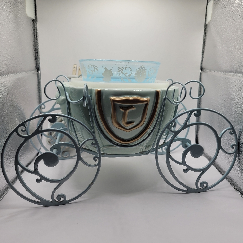 Disney Cinderella Carriage Scentsy RARE